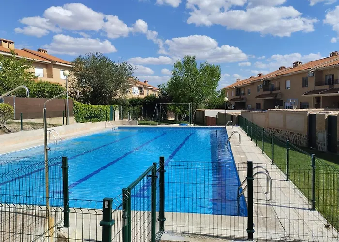 Casa Con Jardin Entre Y Puy Du Fou * Toledo