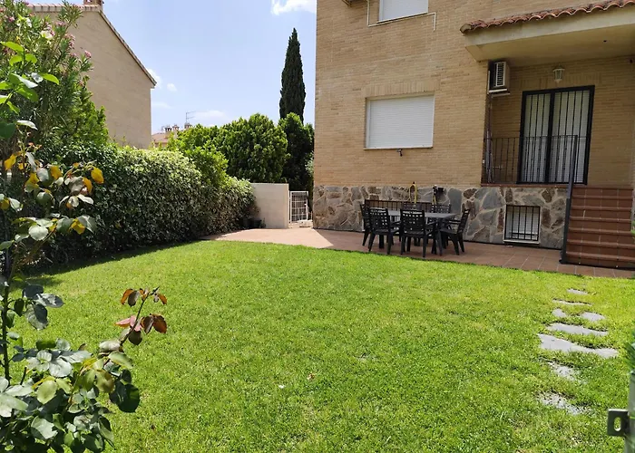 Casa Con Jardin Entre Y Puy Du Fou Holiday home Toledo