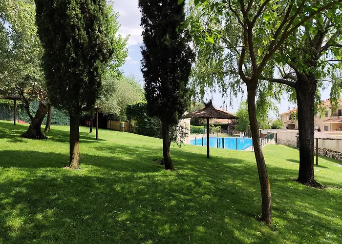 Casa Con Jardin Entre Y Puy Du Fou Toledo